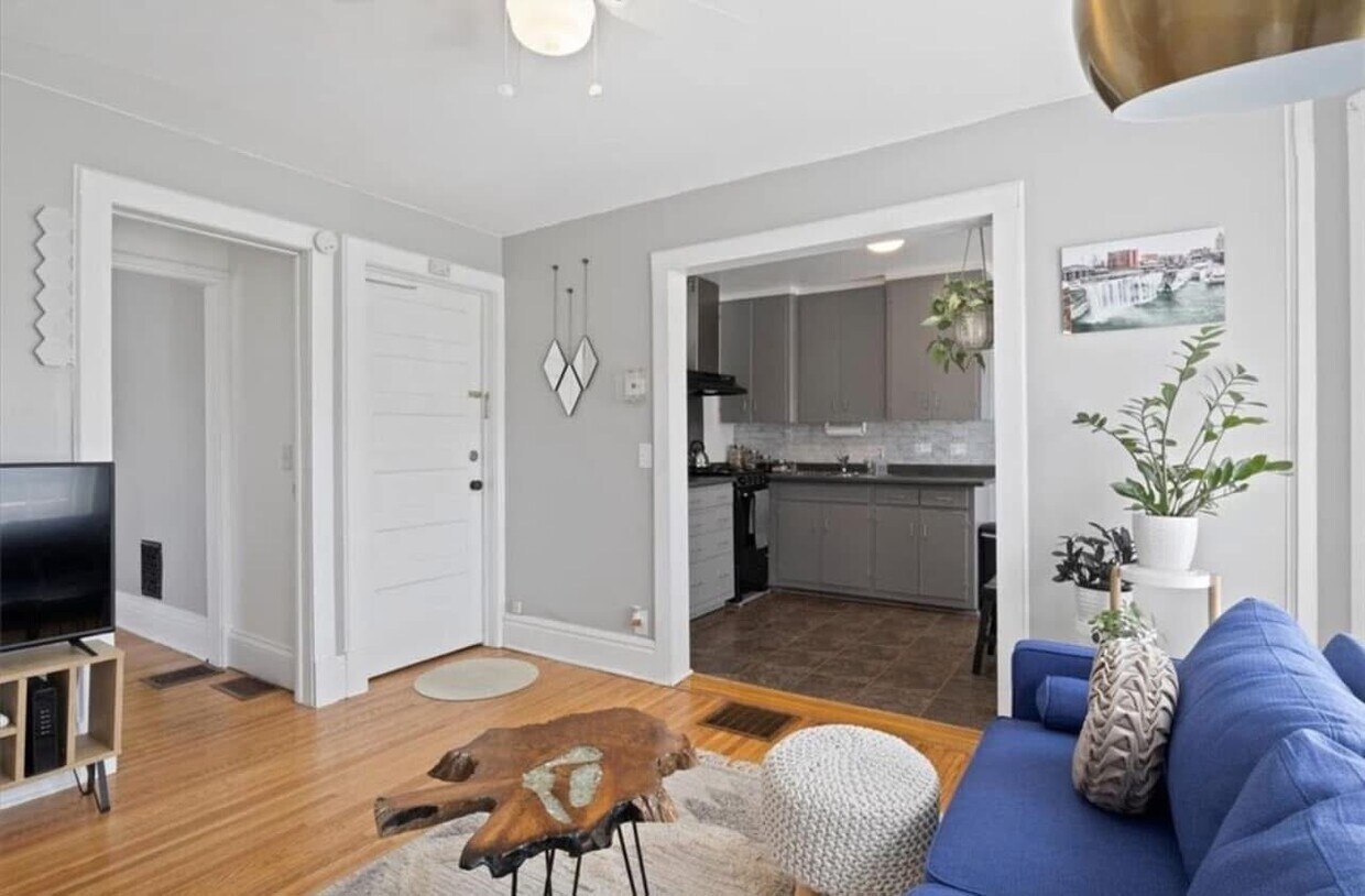 Foto principal - 272 Linden St