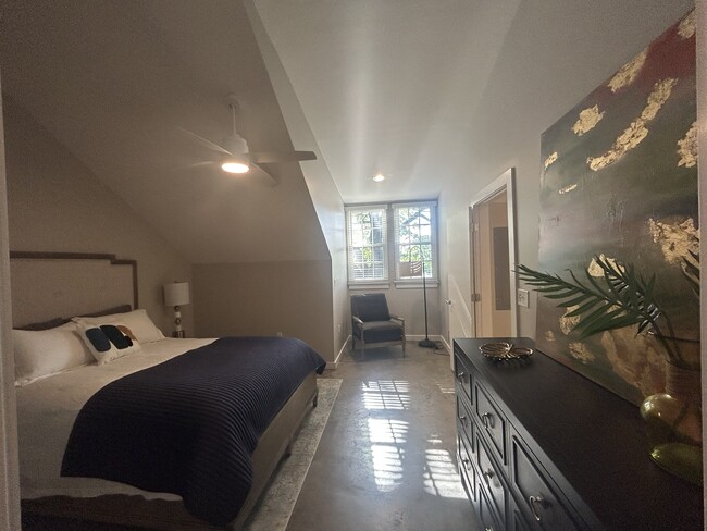Building Photo - The Marine Residence