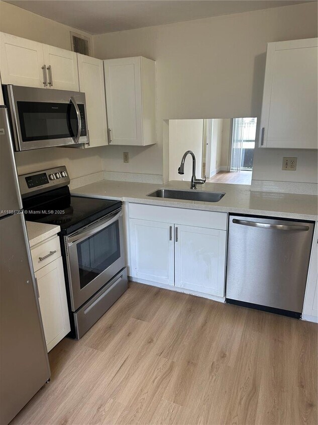 Primary Photo - 130 NW 60th Ave