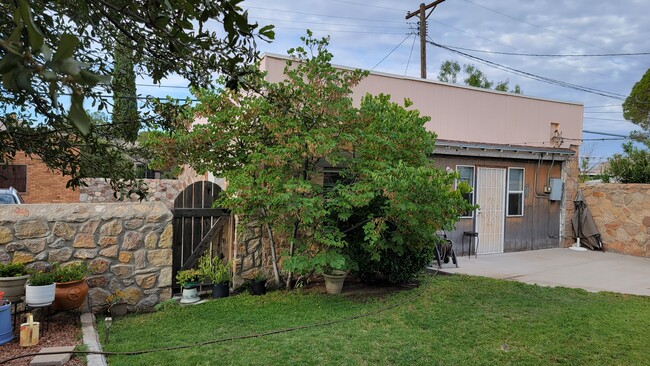 Building Photo - 2914 Copper Ave
