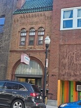 Building Photo - 107 S Allen St