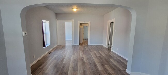 Building Photo - 408 Rudd Ave
