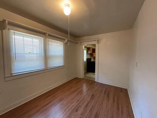 Building Photo - PRE-LEASING