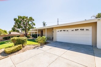 Building Photo - 9549 Forbes Ave