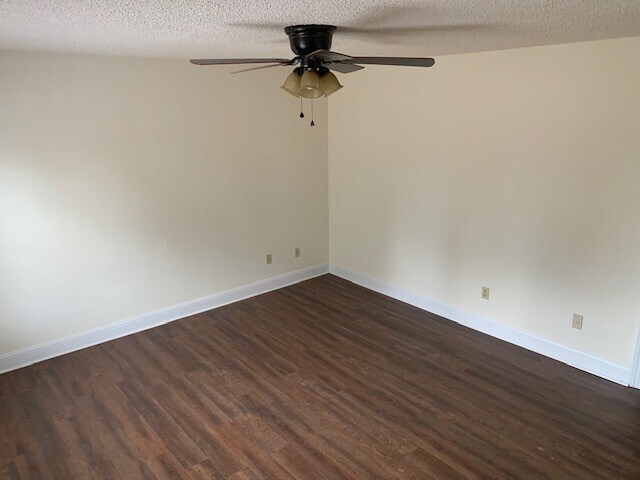 Foto del edificio - 105 Apache Dr