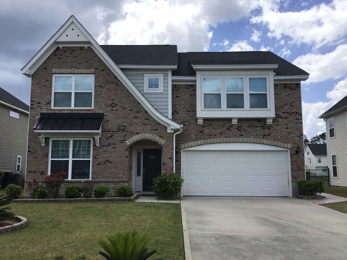 104 Winslow Circle House for Rent in Savannah, GA