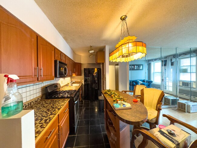 Foto del edificio - 5143 S Kenwood Ave