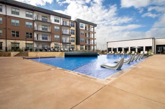 Building Photo - Soltra Firewheel