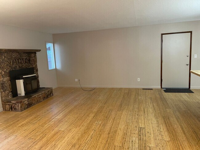 Foto del edificio - Great Al Tahoe location - long term rental
