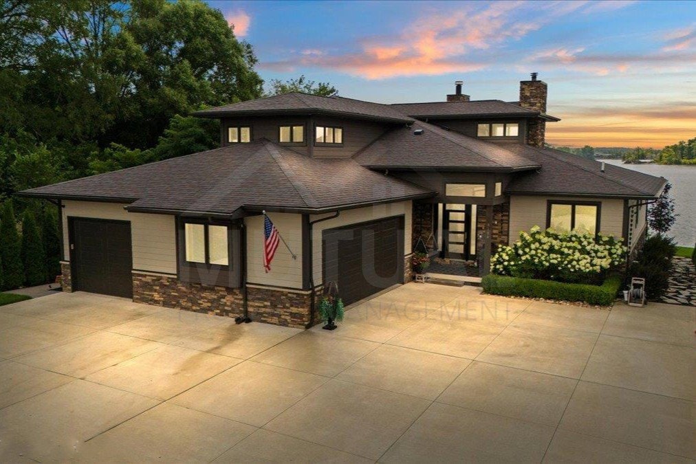 Photo - 8184 Woodland Shore Drive, Brighton, MI 48114 - 3 BR 2.5 BA single-family home