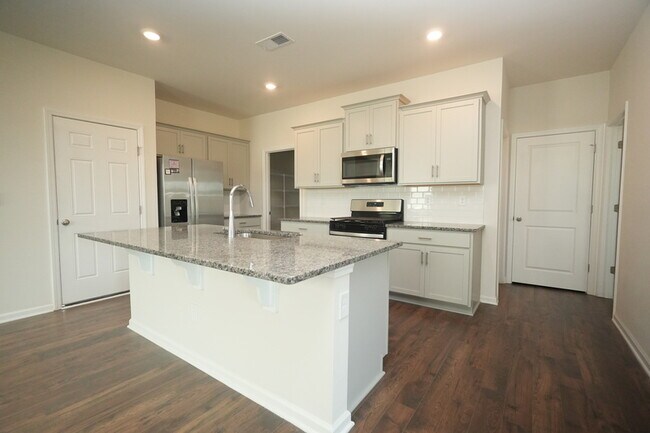 Building Photo - 14121 Wilson Mac Ln