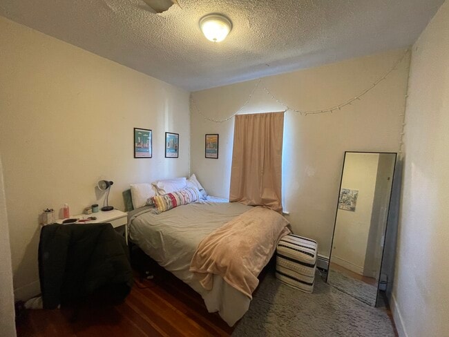 Building Photo - 34 Darling St