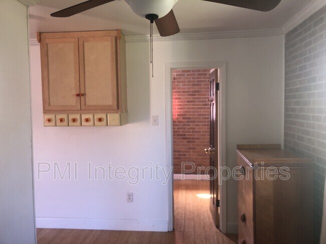 Foto del edificio - 390 W Roosevelt St