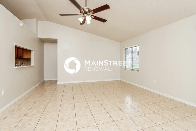 Building Photo - 3 Bedroom Pet-Friendly Home in MELBOURNE, FL with Main Street Renewal