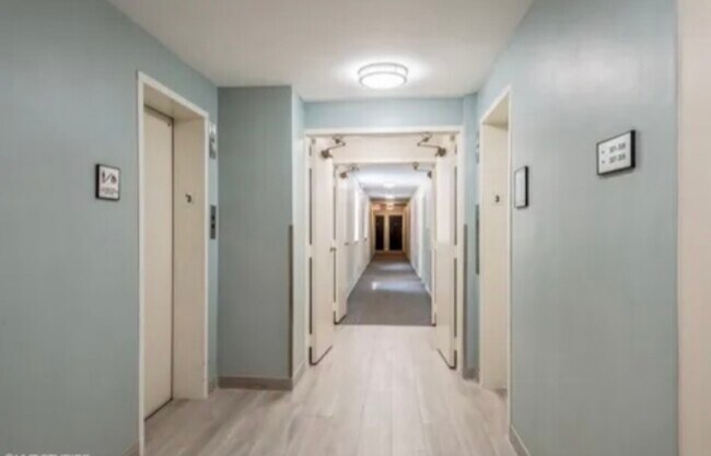 Foto del edificio - 515 W Wrightwood Ave