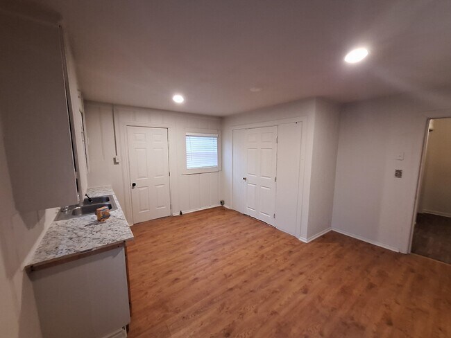 Foto del edificio - 2312 Fincher Rd