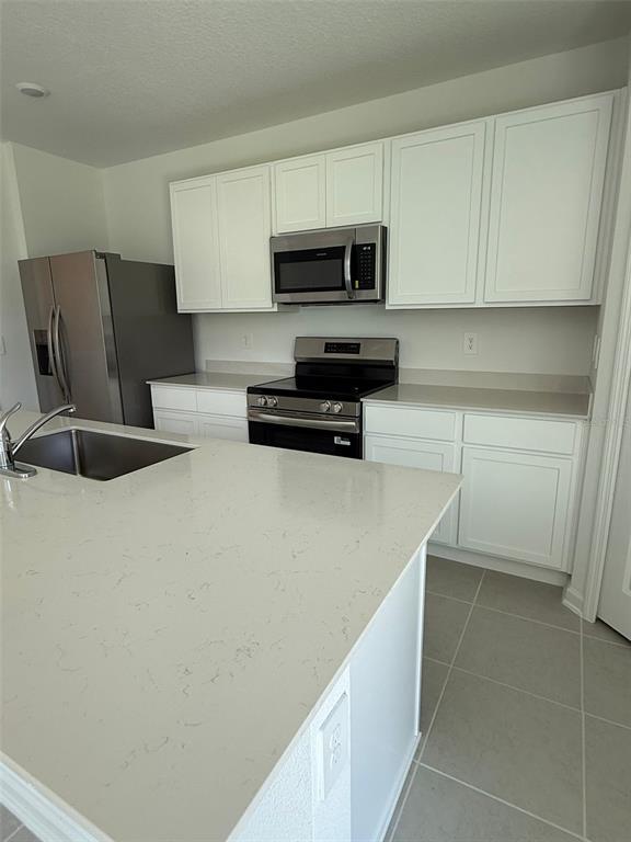 Foto del edificio - 3767 Bergamot Blvd