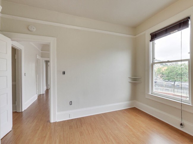 Foto del edificio - 2059 Market St