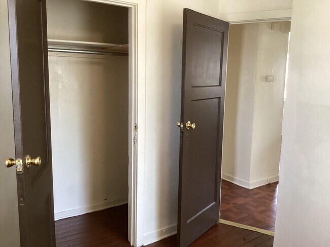 Foto del edificio - 4947 N 54th St