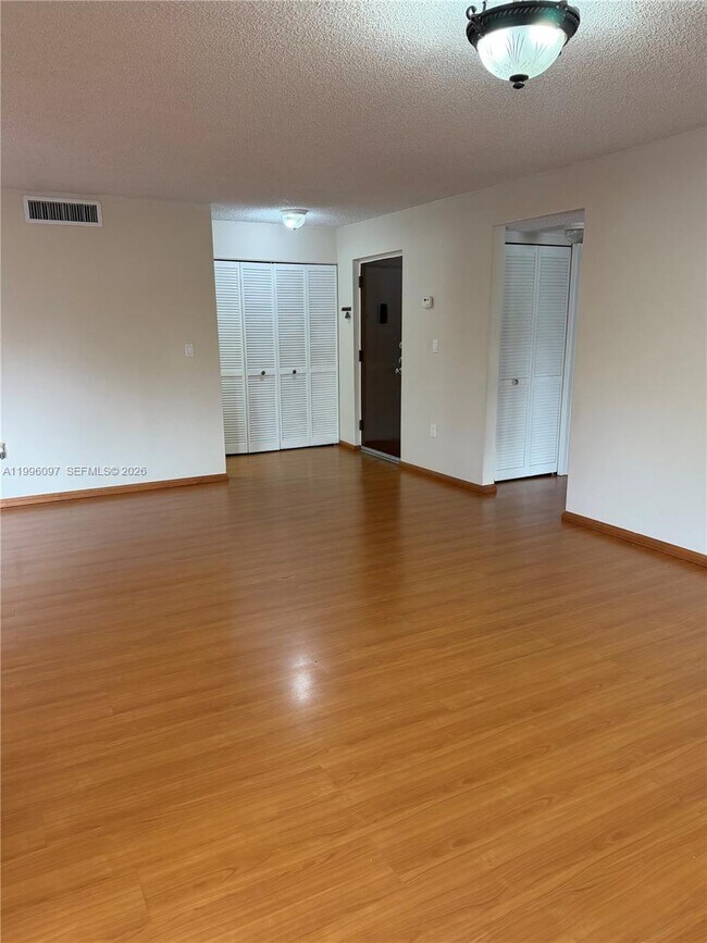 Foto del edificio - 9140 SW 123rd Ct
