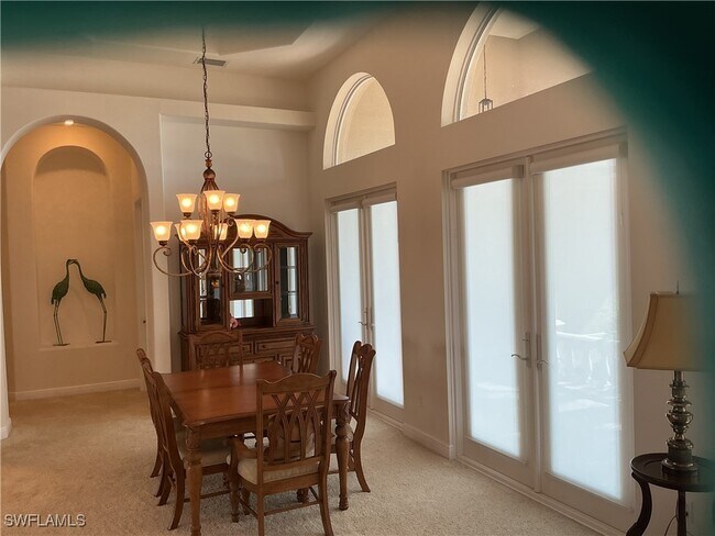 Foto del edificio - 2605 Beach Pkwy W