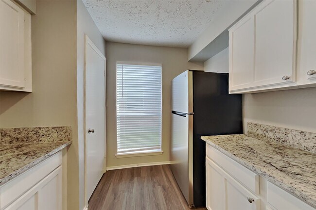 Foto del edificio - 7339 Boysenberry Ln
