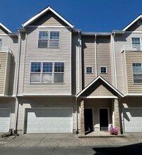 Building Photo - 12405 SW Cady Ln