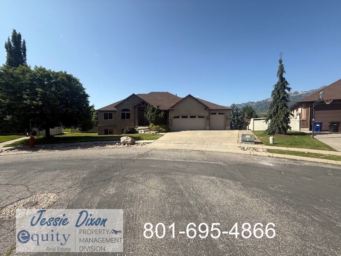 Foto principal - 5725 Brook Cir