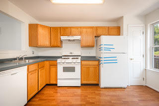 Building Photo - 5 Emandan Ln