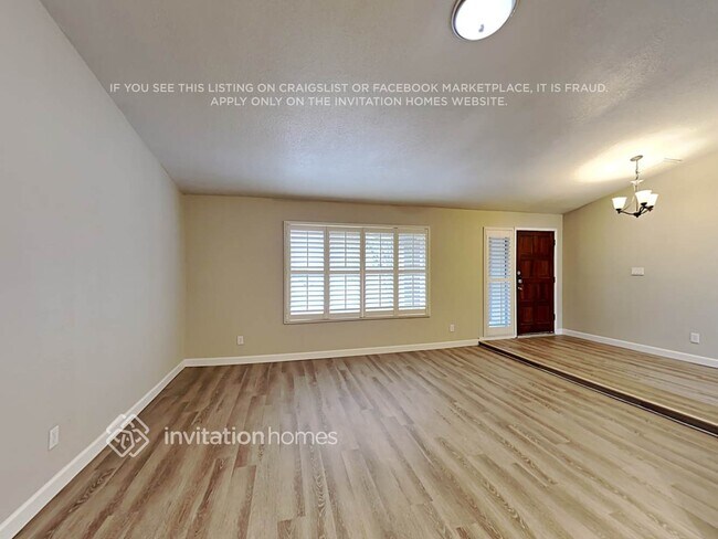 Foto del edificio - 18432 N 46th Ave