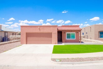 Building Photo - 14749 Sand Gate Dr