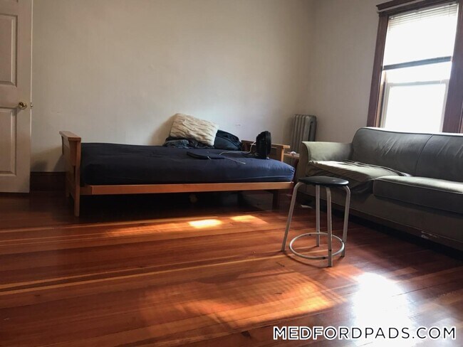 Foto del edificio - 45 Bowdoin St