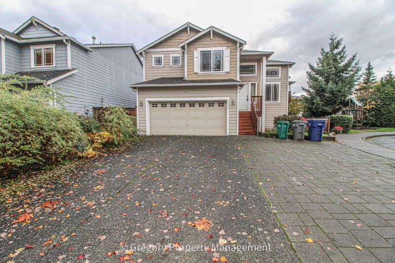 Foto principal - 14622 4th Ave W