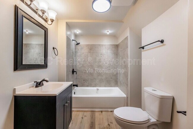 Foto del edificio - 4241 S Calumet Ave