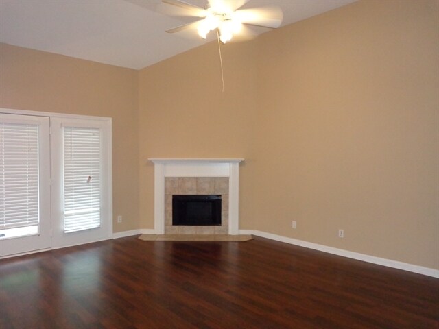 Foto del edificio - 263 Silver Brook Cir
