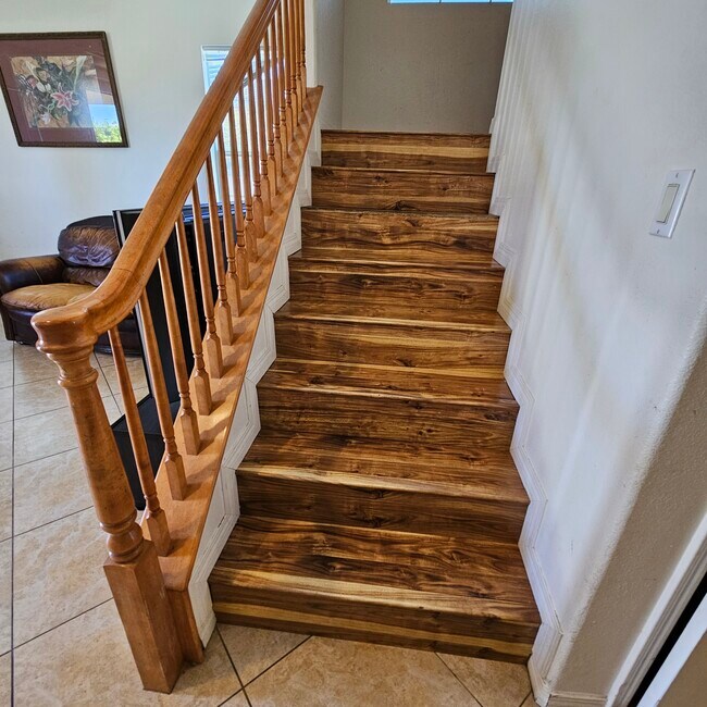 Building Photo - 37319 Amaryllis Ter