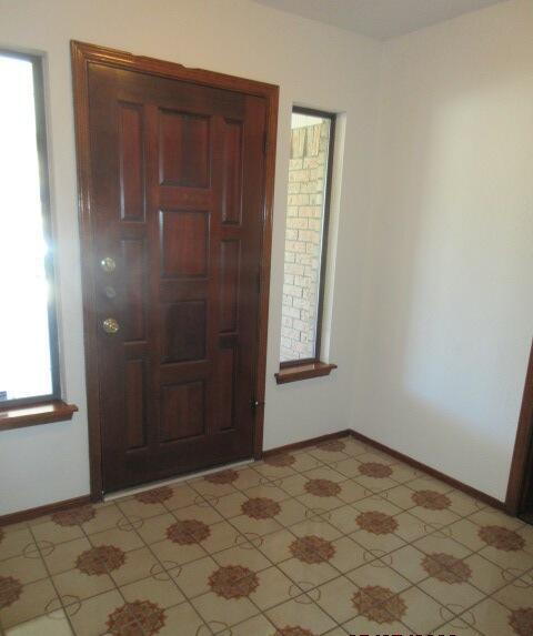 Building Photo - 6920 Villa Hermosa Dr