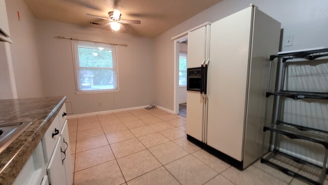 Building Photo - 4524 Baywood Dr SW