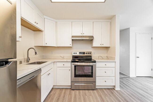 Foto del edificio - 10201-10203 17th Ave SW