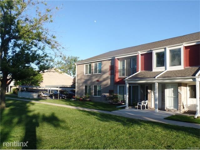 Building Photo - 703 Sunset Ln
