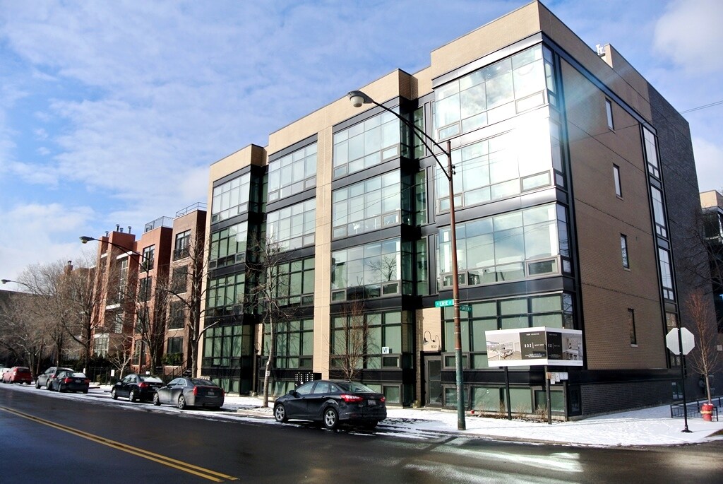 Foto principal - 838 W Erie St