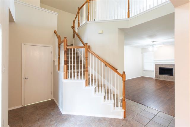 Building Photo - 521 Cypress Hill Dr