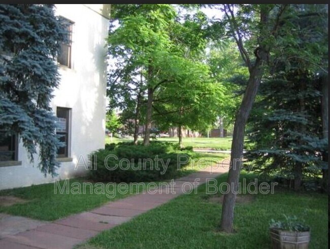 Building Photo - 2408 8th St