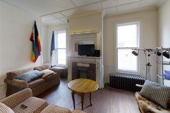 Foto del edificio - 222 S Geneva St