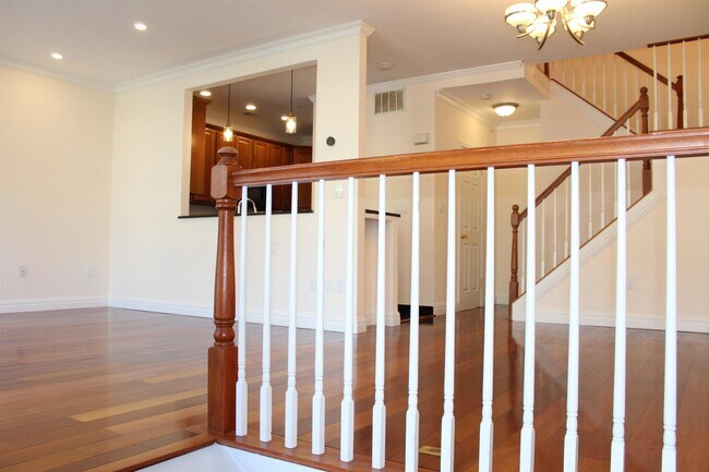 Foto del edificio - 9 McMartin Ct