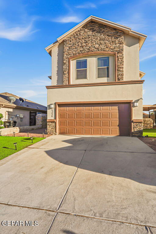 Building Photo - 13224 Emerald Hills St