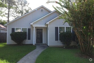Building Photo - 1654 Fresno St