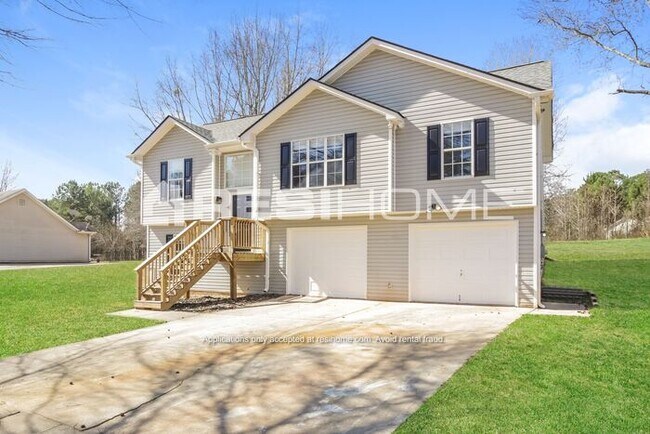 Building Photo - "Welcome Home! Get 1 month FREE RENT when ...