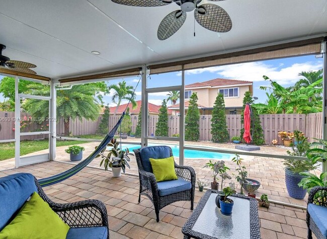 Foto del edificio - 8986 SW 214th Ter