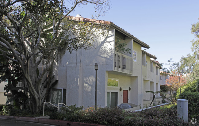 Foto del edificio - La Jolla Village Tennis Club